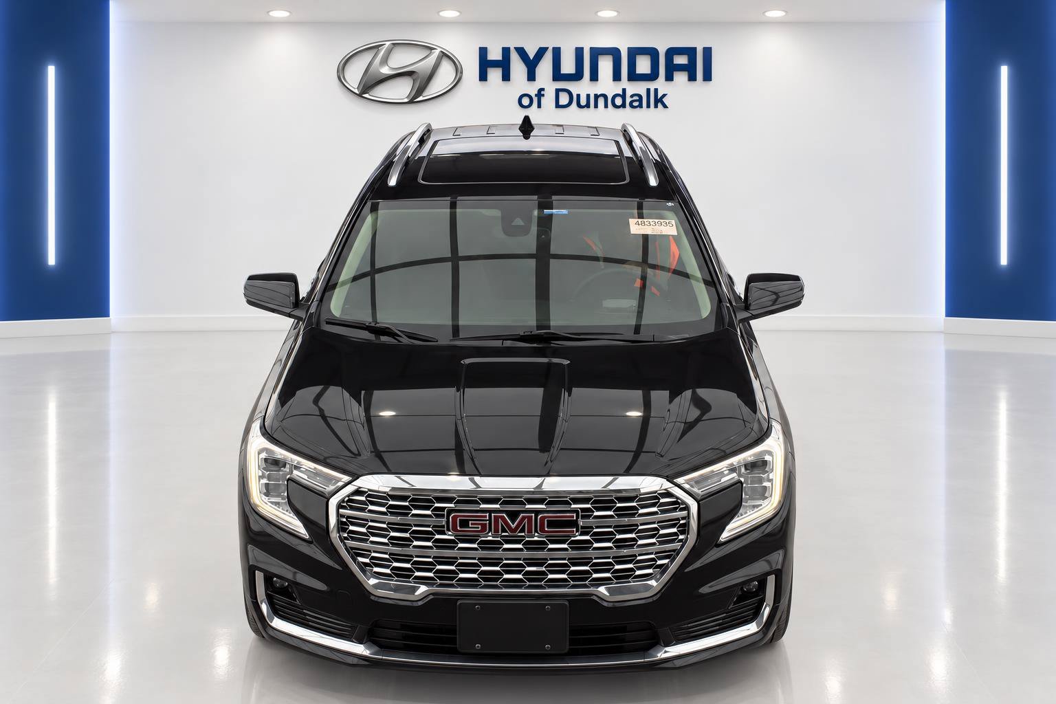 Used 2024 Black GMC Denali image 5