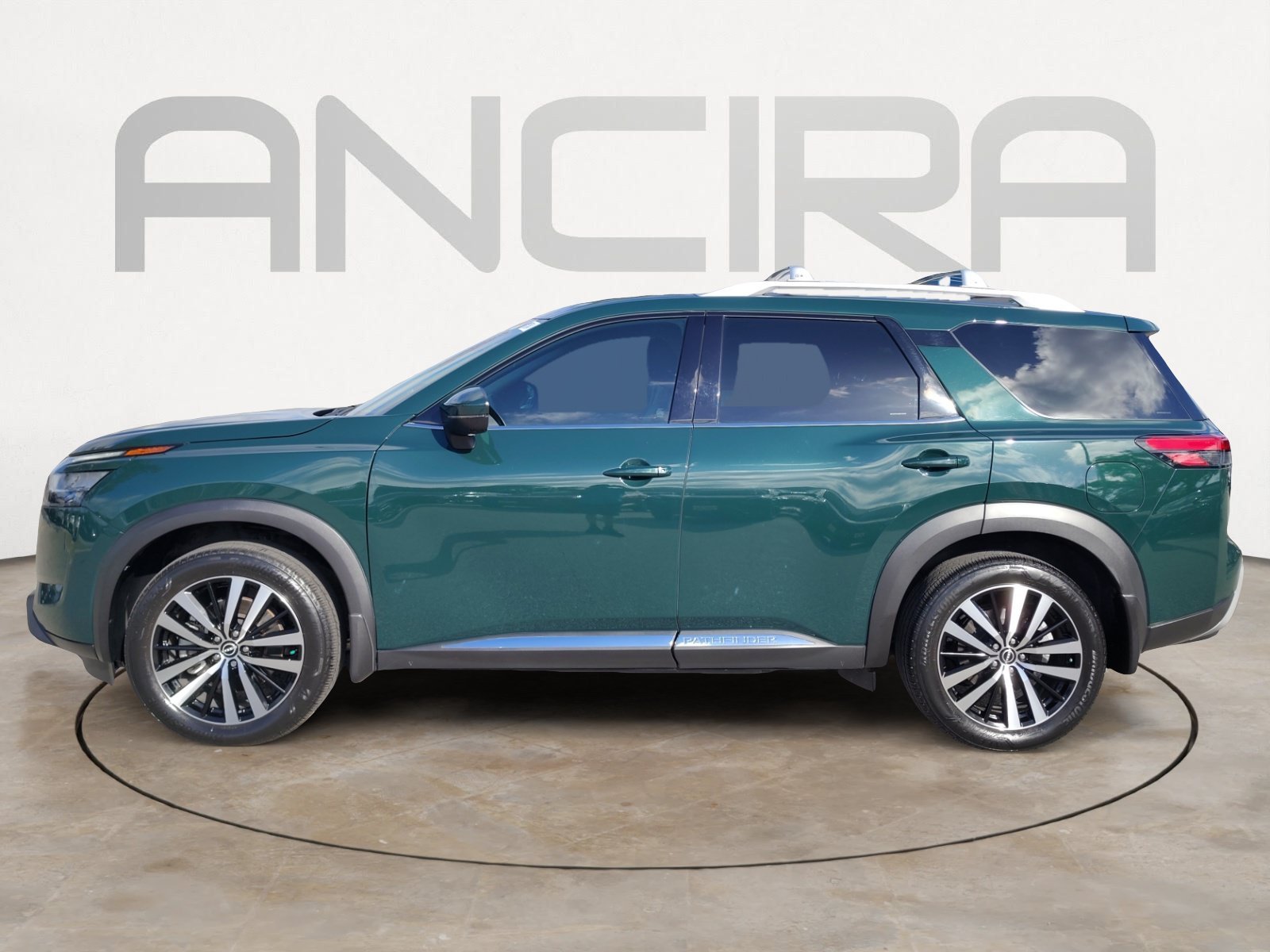 Used 2024 Obsidian Green Pearl Nissan Platinum image 7
