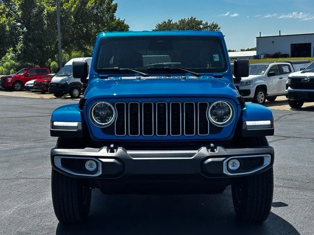 New 2026 Hydro Blue Pearl-Coat Exterior Paint Jeep Sahara image 2