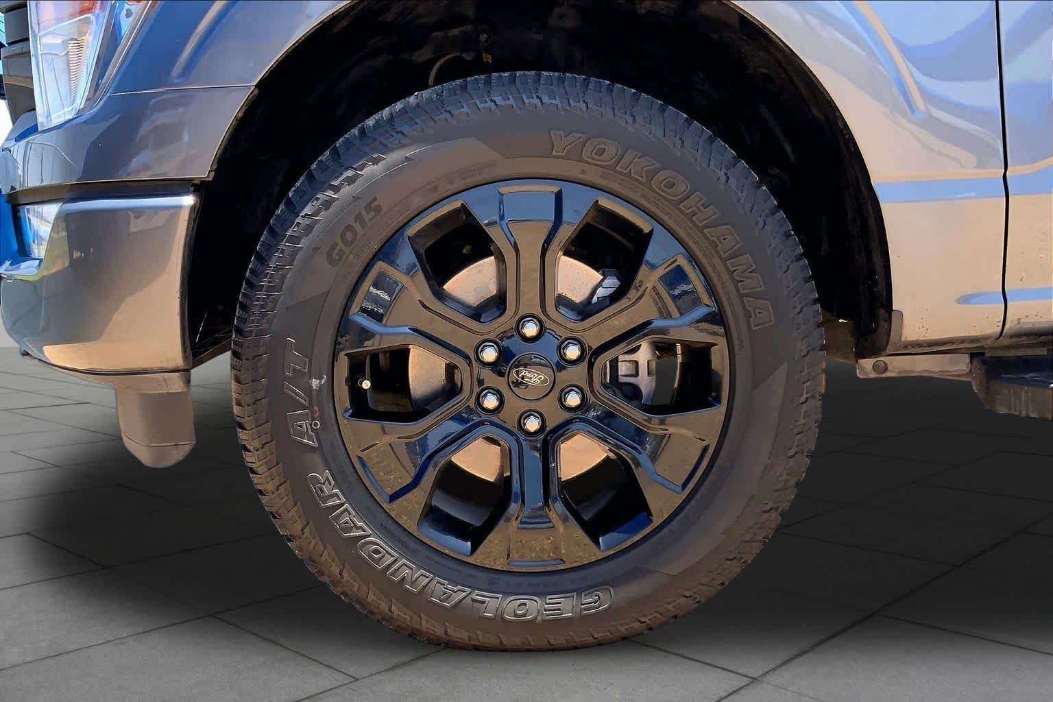 Used 2022 Carbonized Gray Ford XL image 11