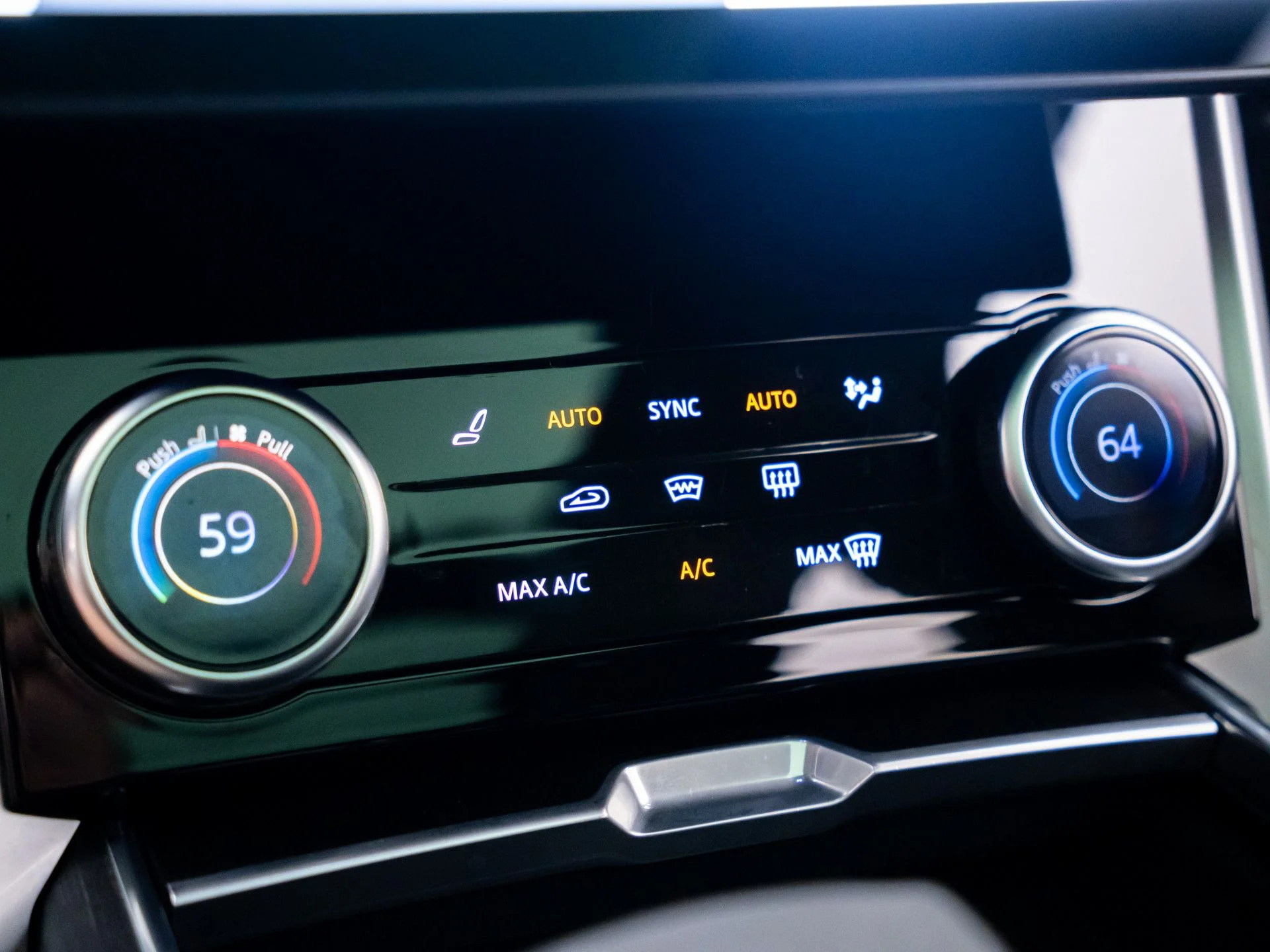 Used 2023  Land Rover Autobiography image 22