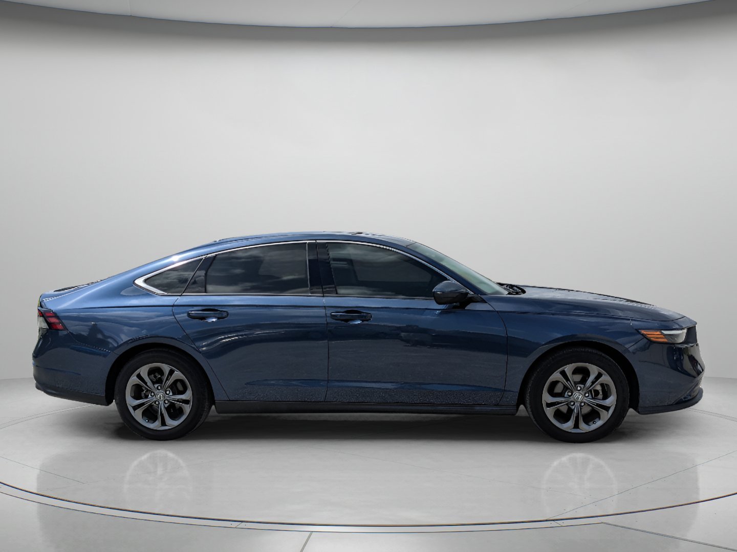 Certified Used 2024 Canyon River Blue Metallic Honda EX image 7