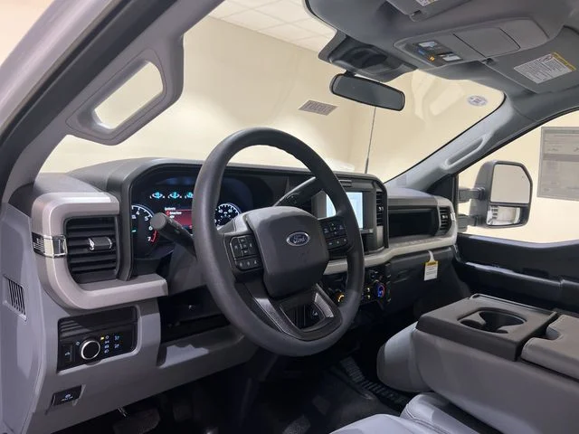 New 2026 Oxford White Ford F-250® XL image 9