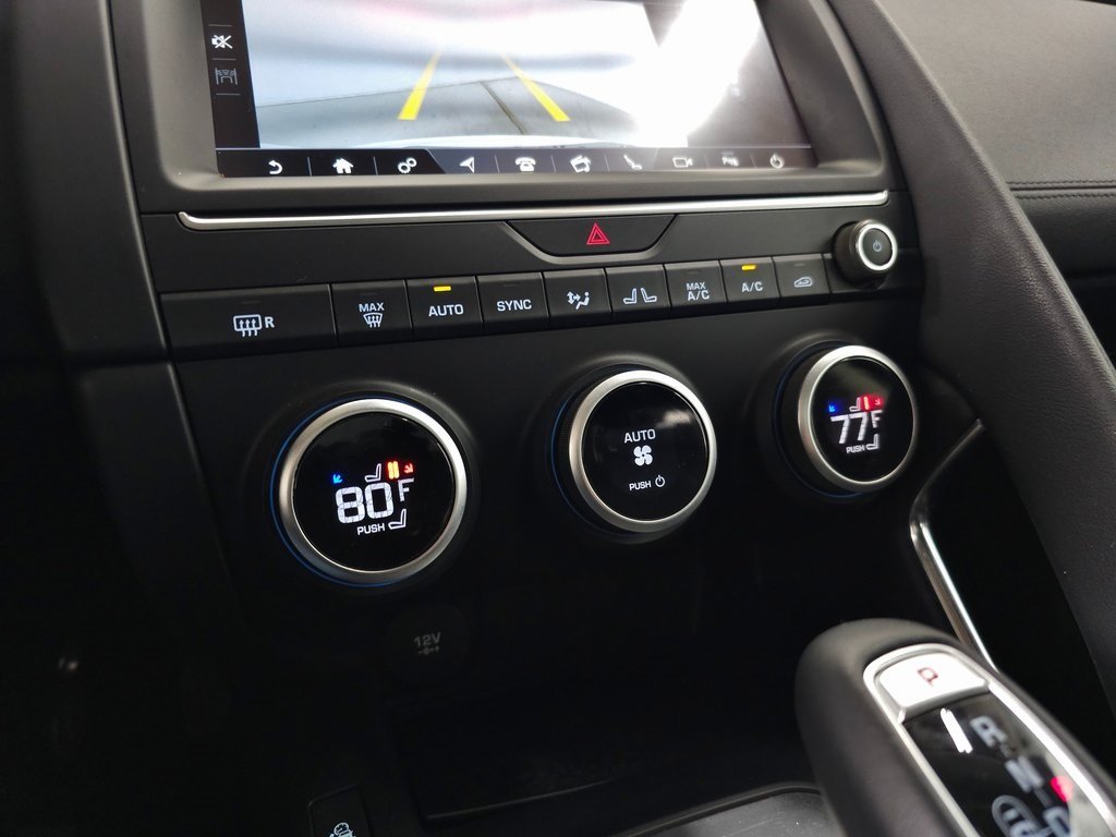 2020 JAGUAR E-PACE - Image 28