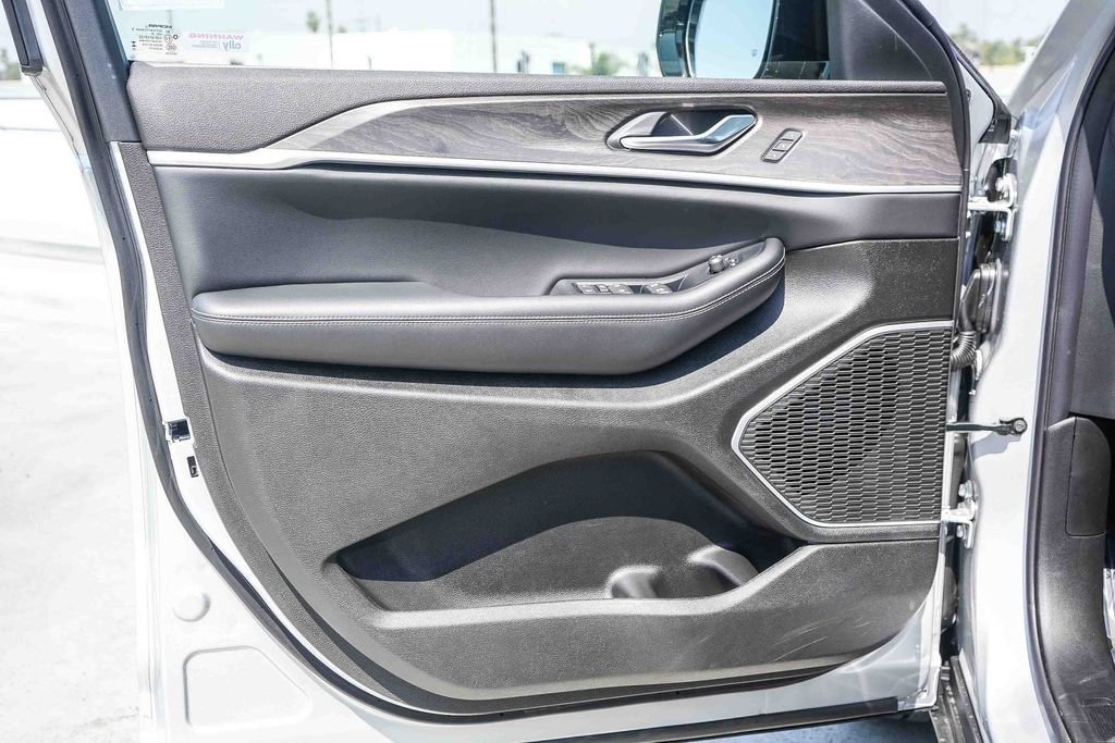 New 2026 Silver Jeep Limited image 22