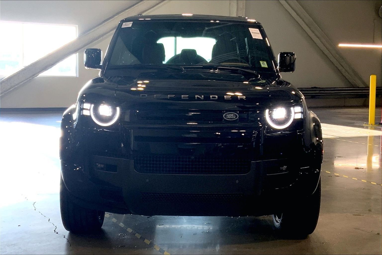 New 2026 Fuji White Land Rover S image 3