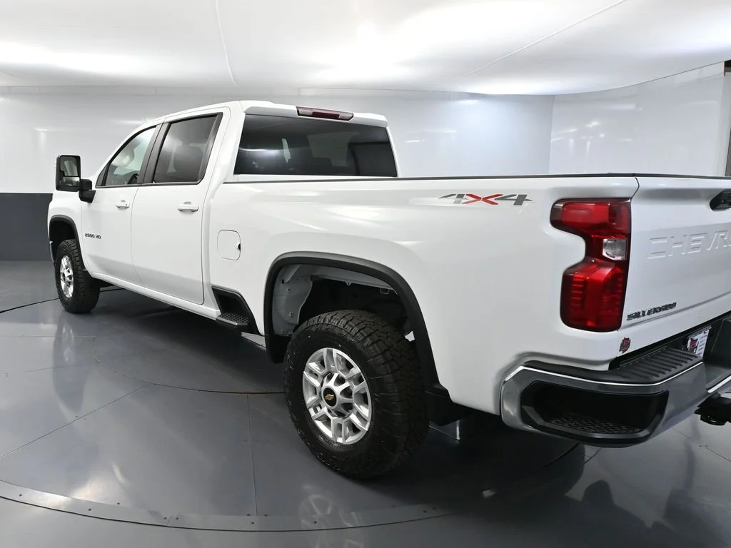 2023 Chevrolet Silverado 2500HD LT - Photo 9