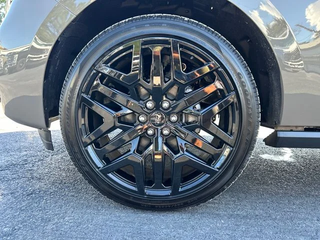 New 2026 Gray Ford Platinum image 28