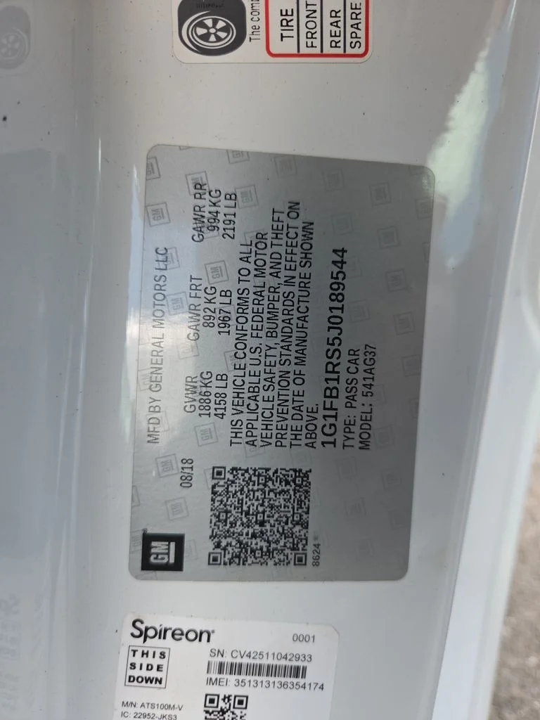 Used 2018 White Chevrolet 1LT image 41