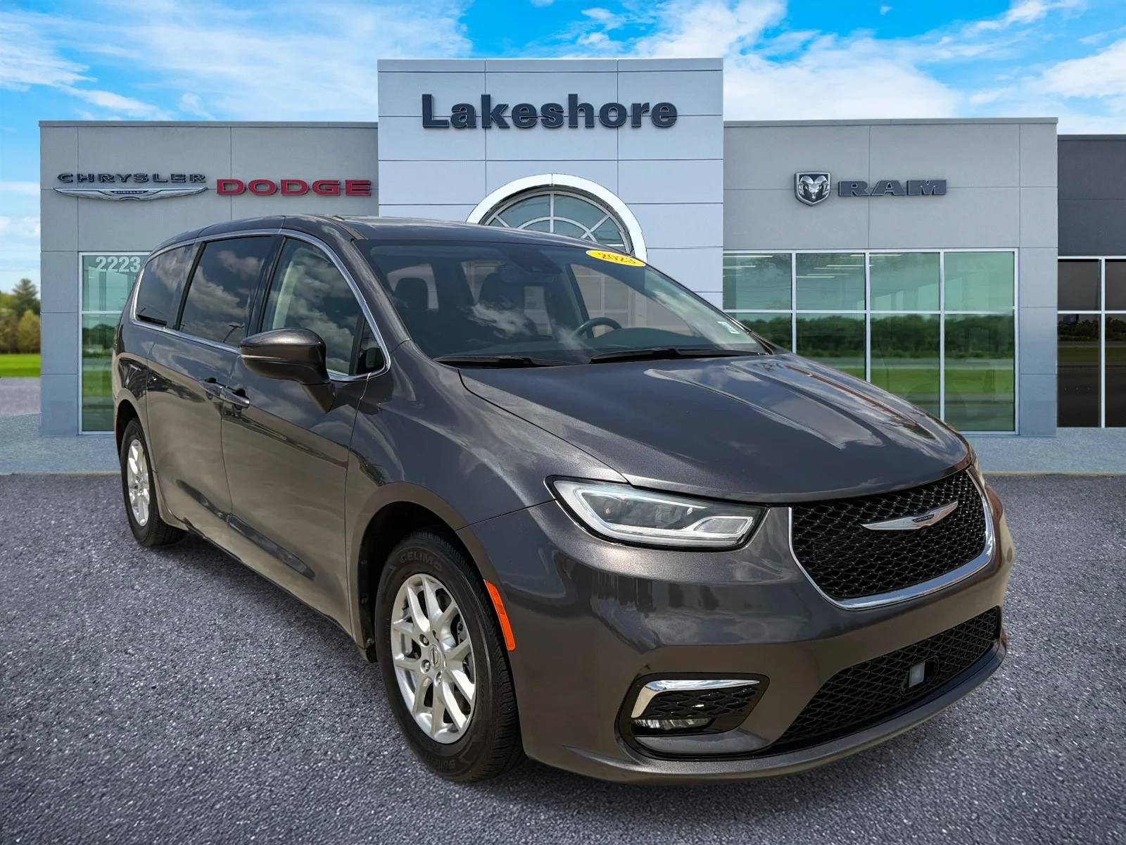 Used 2023 Gray Chrysler Touring L FWD image 1