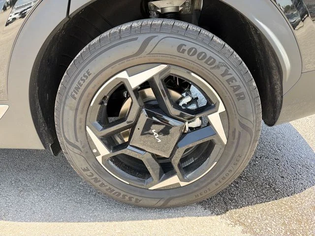 New 2026 Fusion Black Kia EX image 26