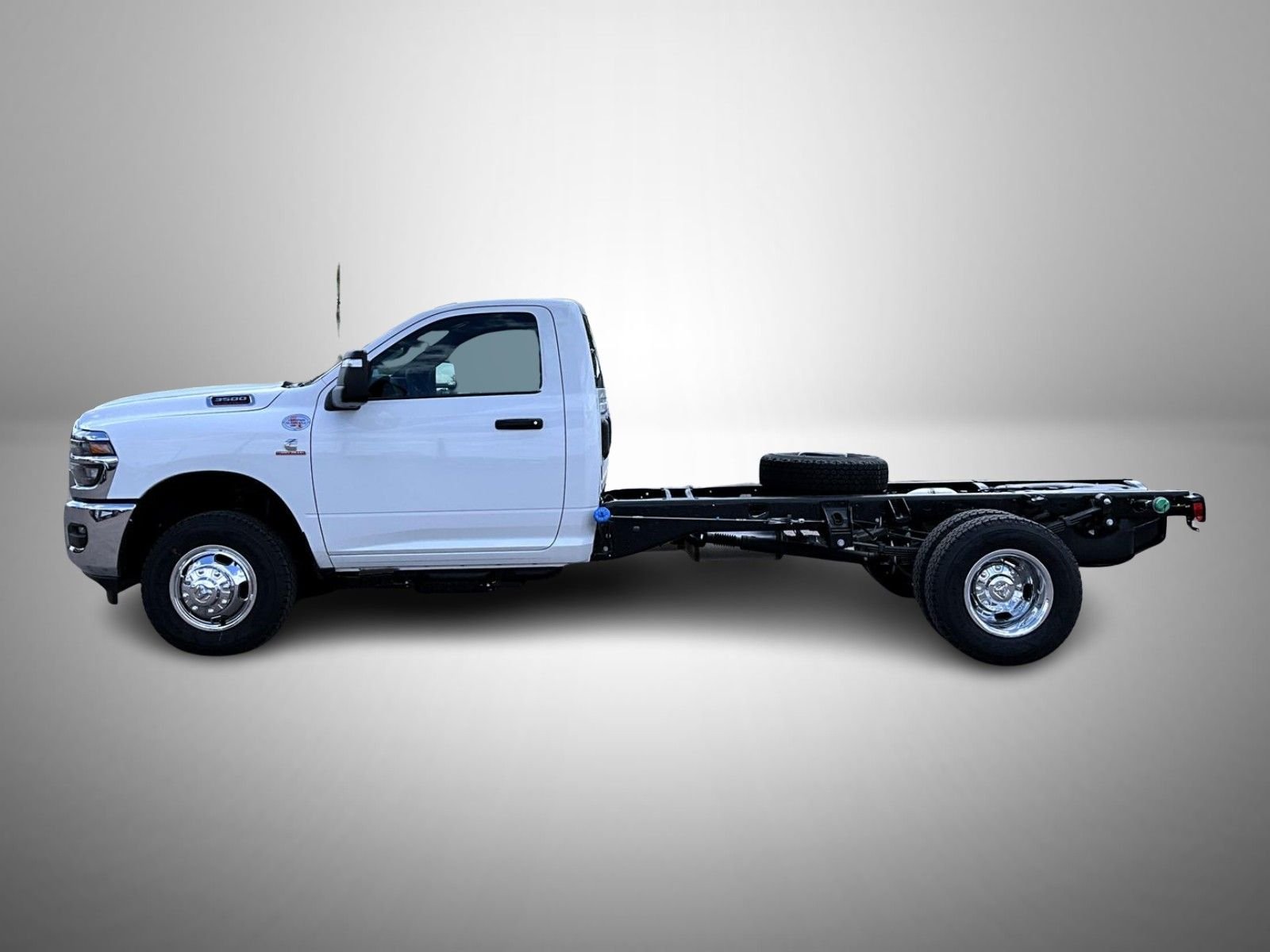 New 2026 Bright White Clearcoat RAM Tradesman image 8
