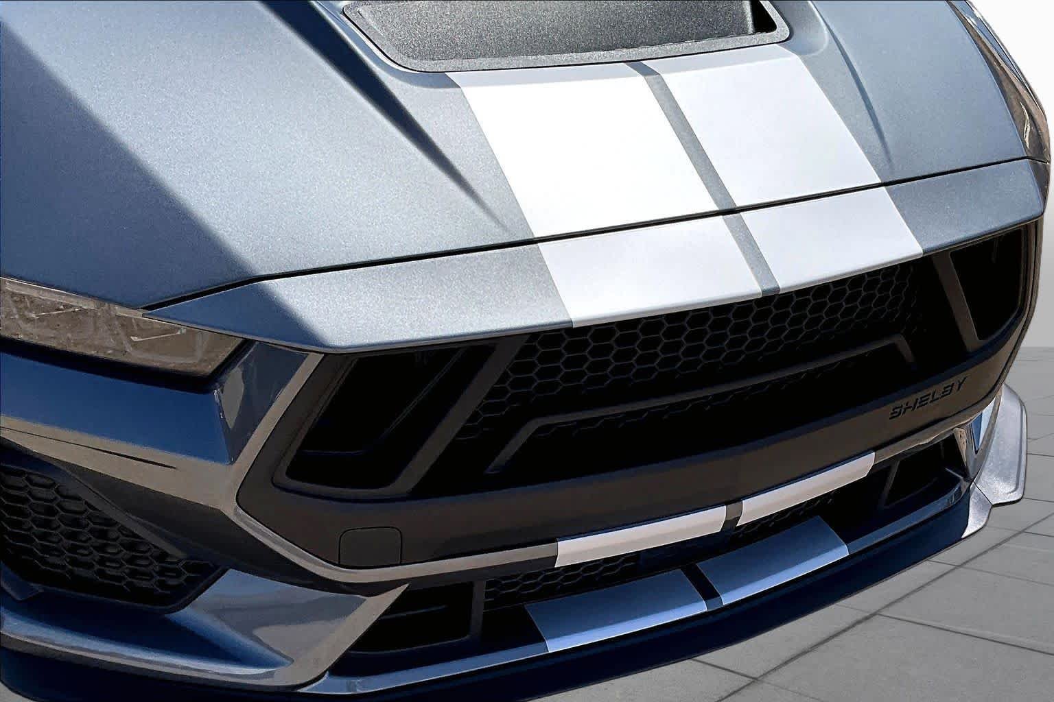 Used 2025 Carbonized Gray Ford GT Premium image 38