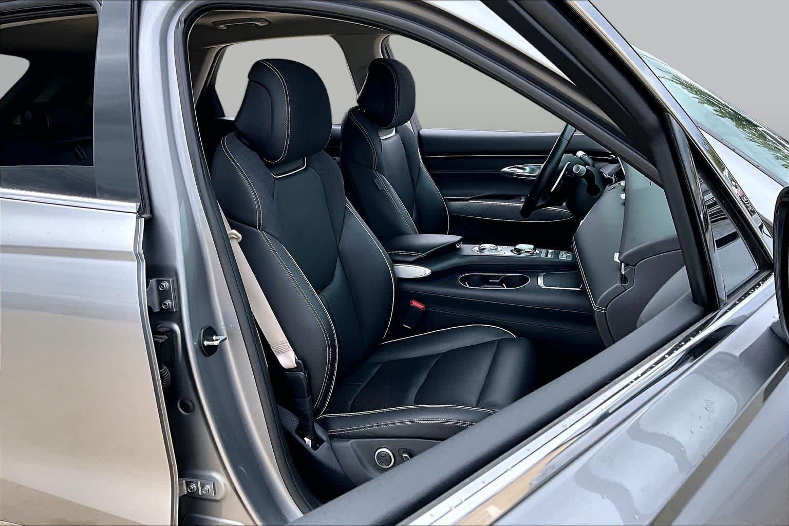 Used 2023 Savile Silver Genesis Advanced image 8