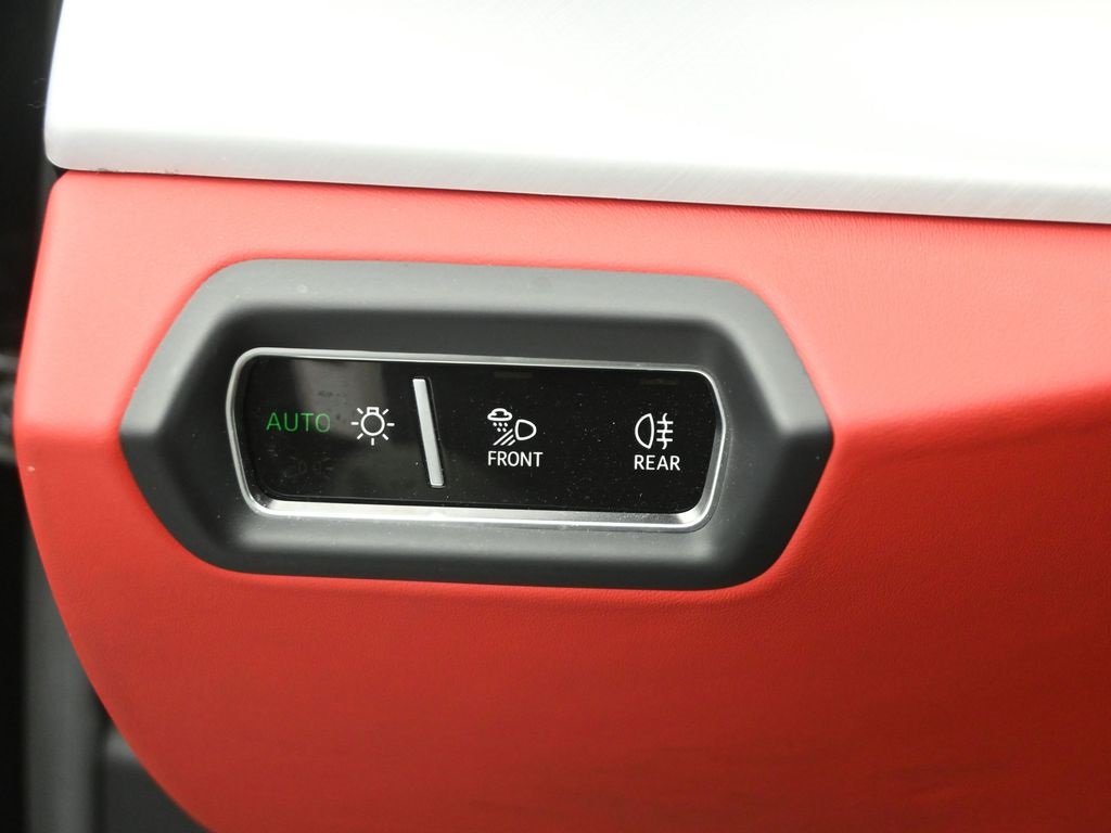 2021 LAMBORGHINI URUS - Image 10