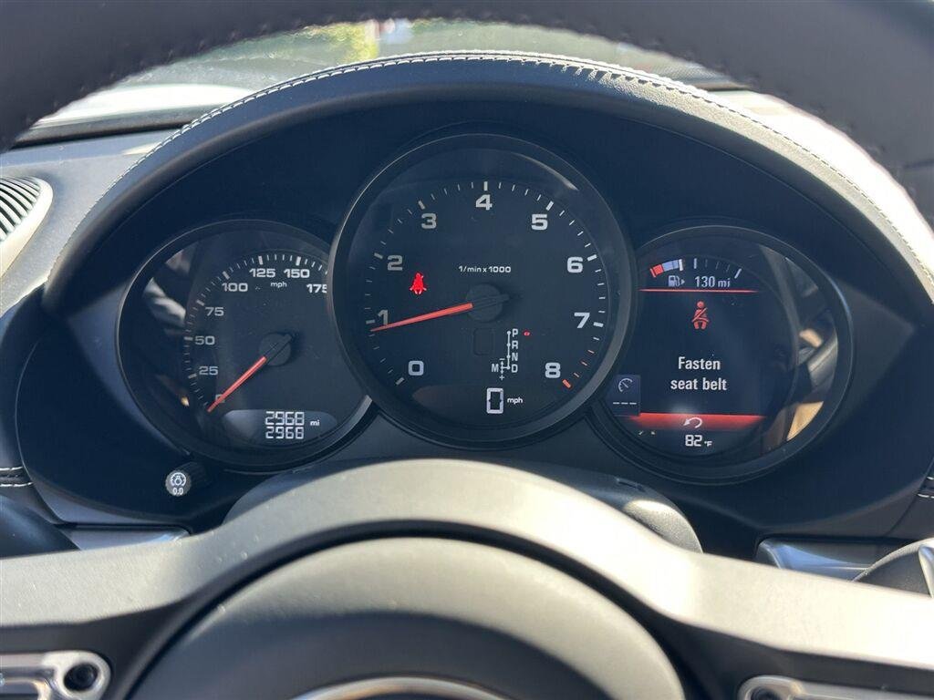 Used 2024  Porsche Style Edition image 24