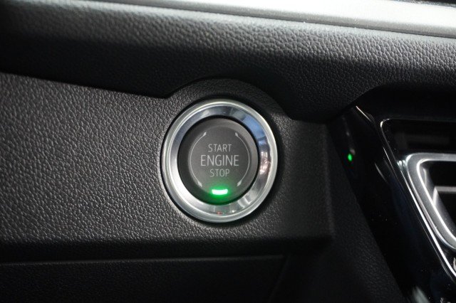 New 2026 Summit White Chevrolet LT image 31