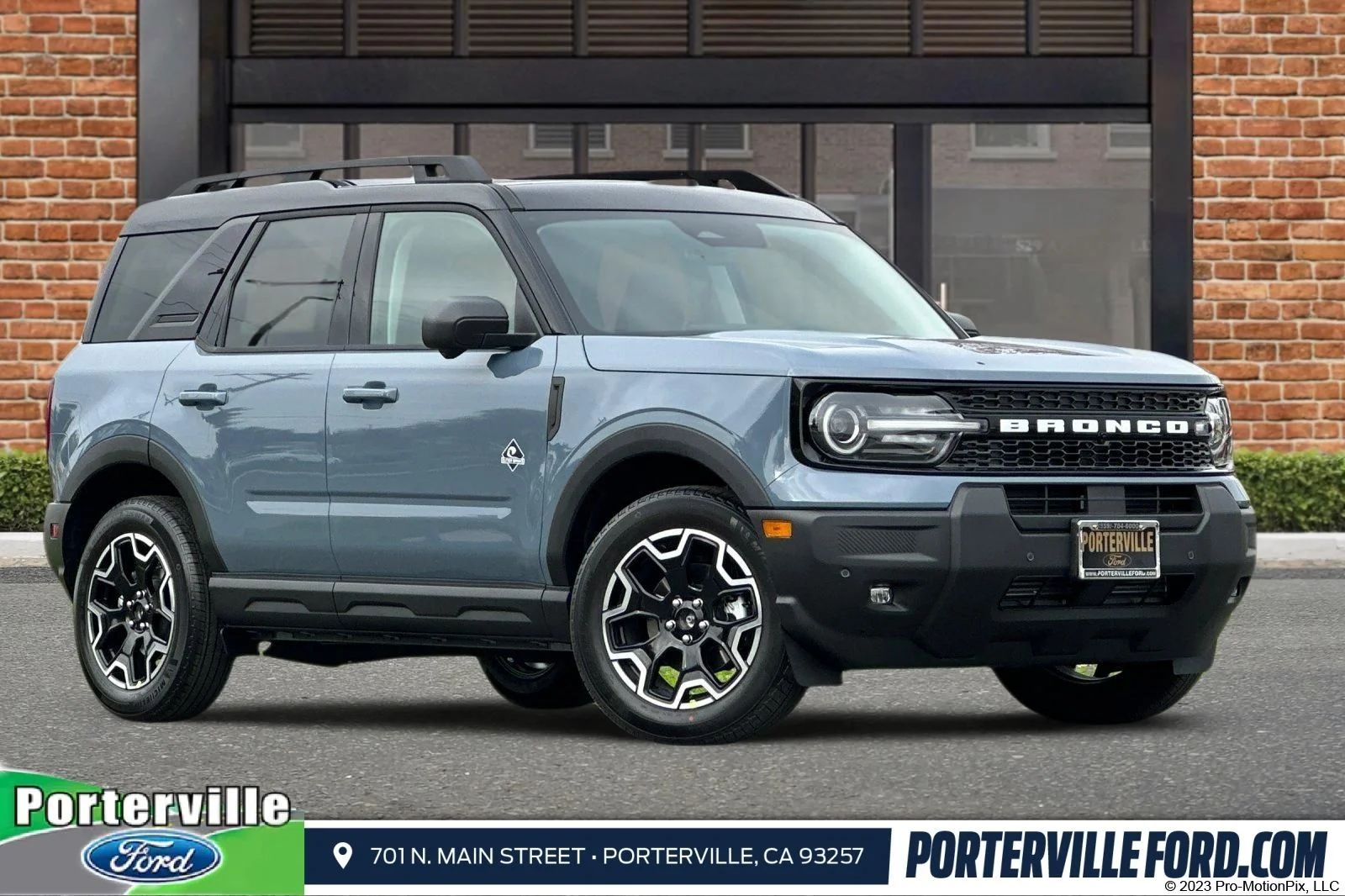 New 2025 Azure Gray Metallic Tri-Coat Ford Outer Banks® image 1