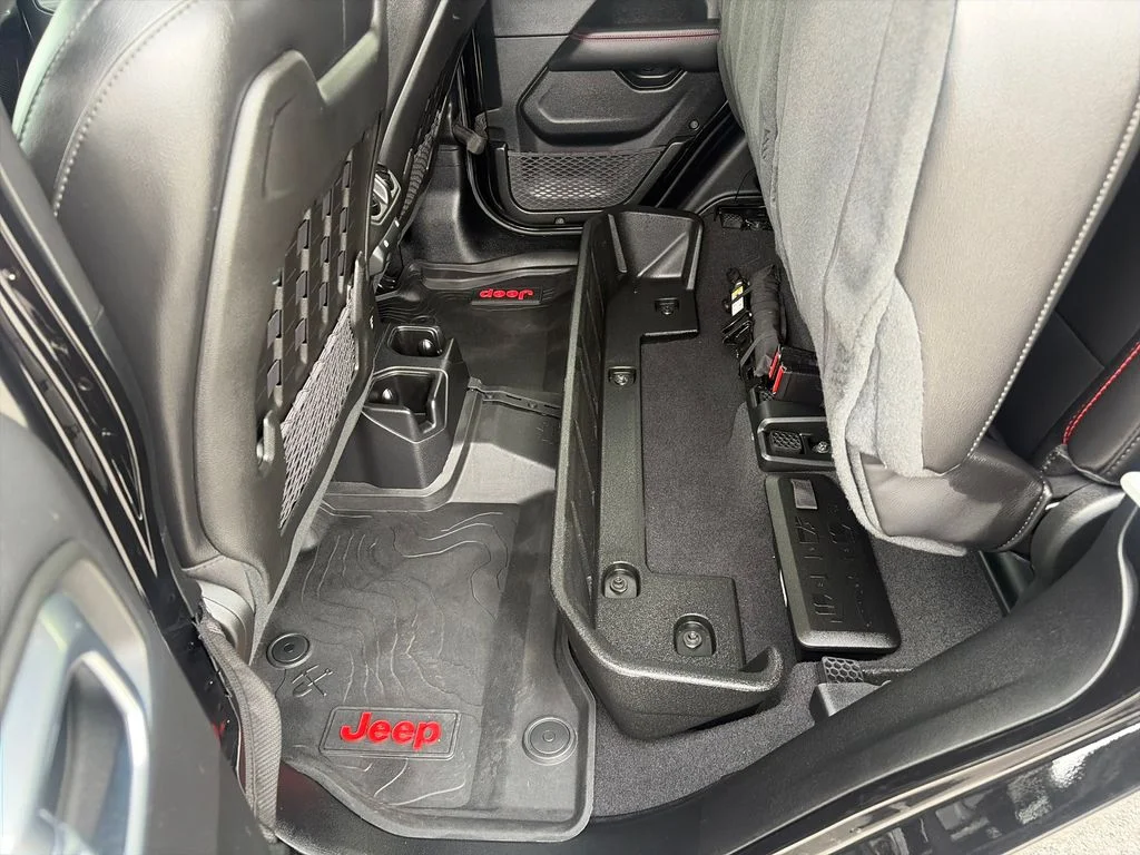 Used 2020 Black Jeep Rubicon image 42