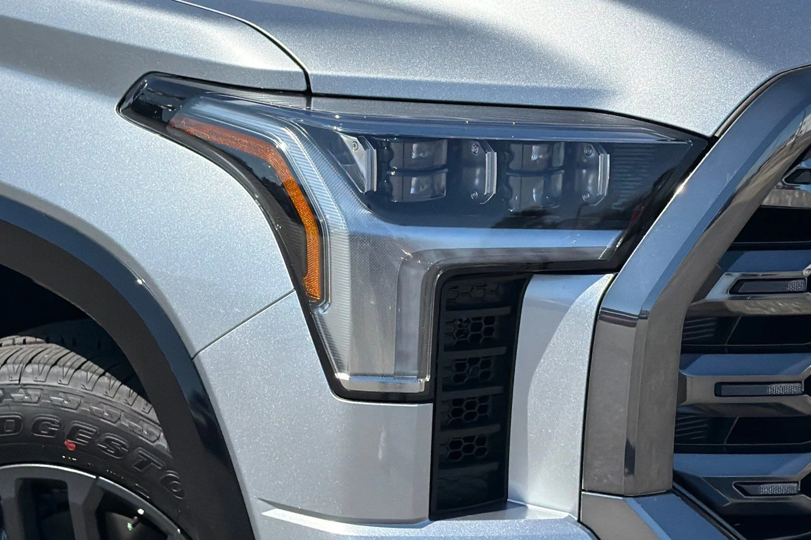 New 2026 Celestial Silver Metallic Toyota Platinum image 29