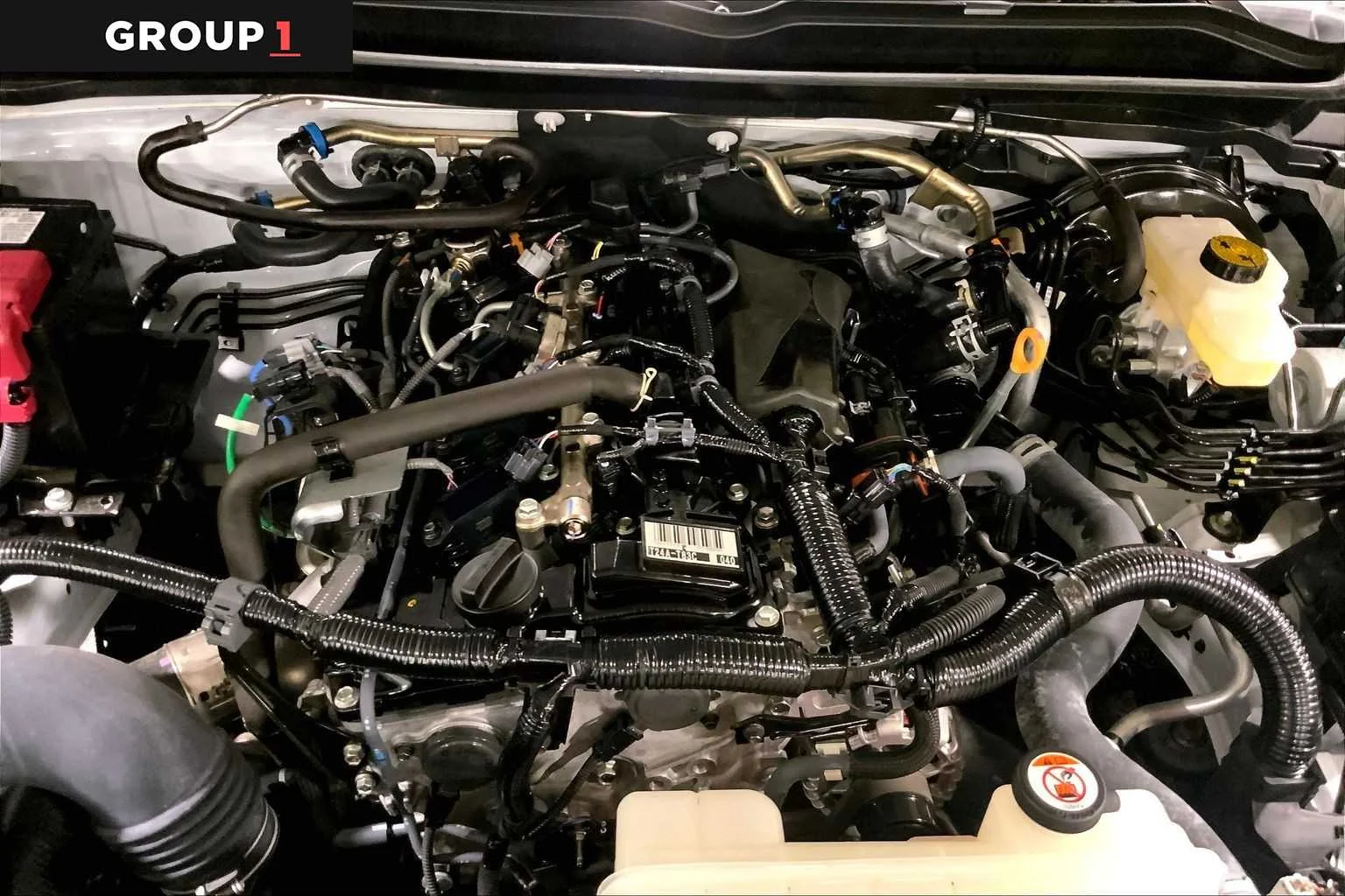 Used 2025 Ice Cap Toyota SR5 image 33