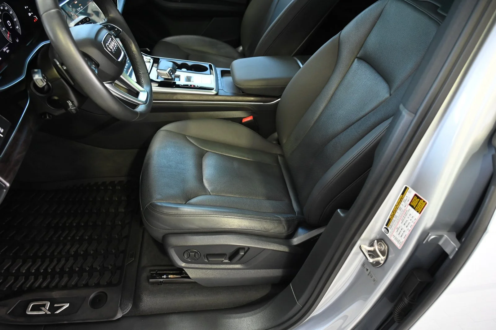 Used 2021 Silver Metallic Audi 55 Prestige image 13