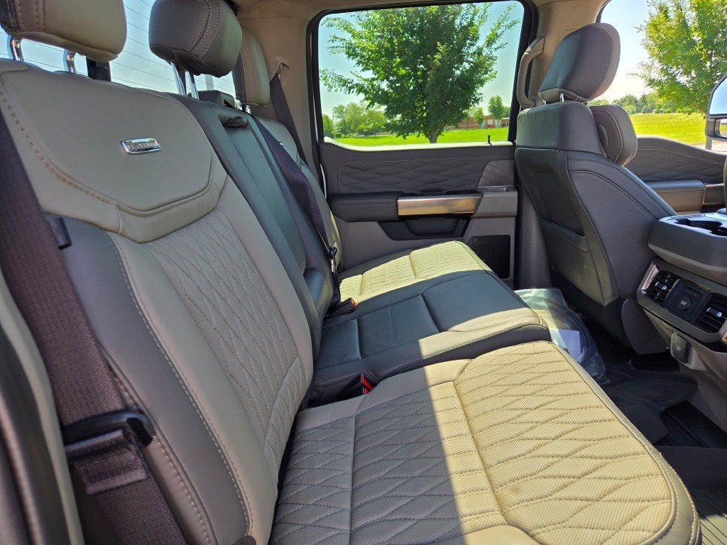 New 2026 Star White Metallic Tri-Coat Ford F-250® Platinum® image 13