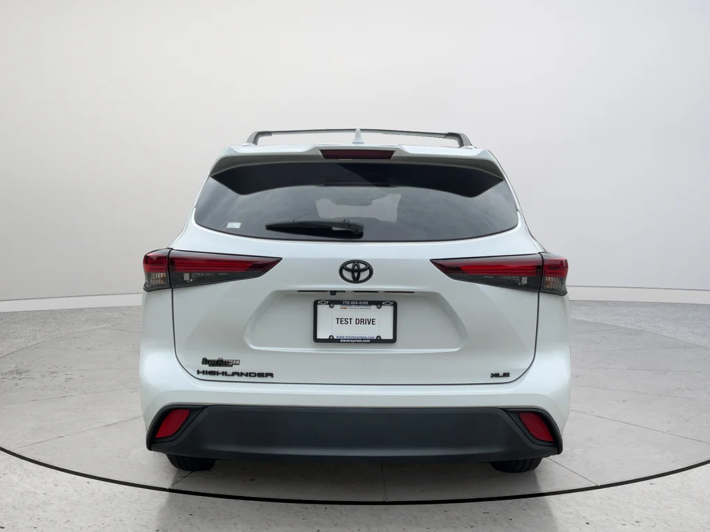 2024 Toyota Highlander XLE - Photo 8