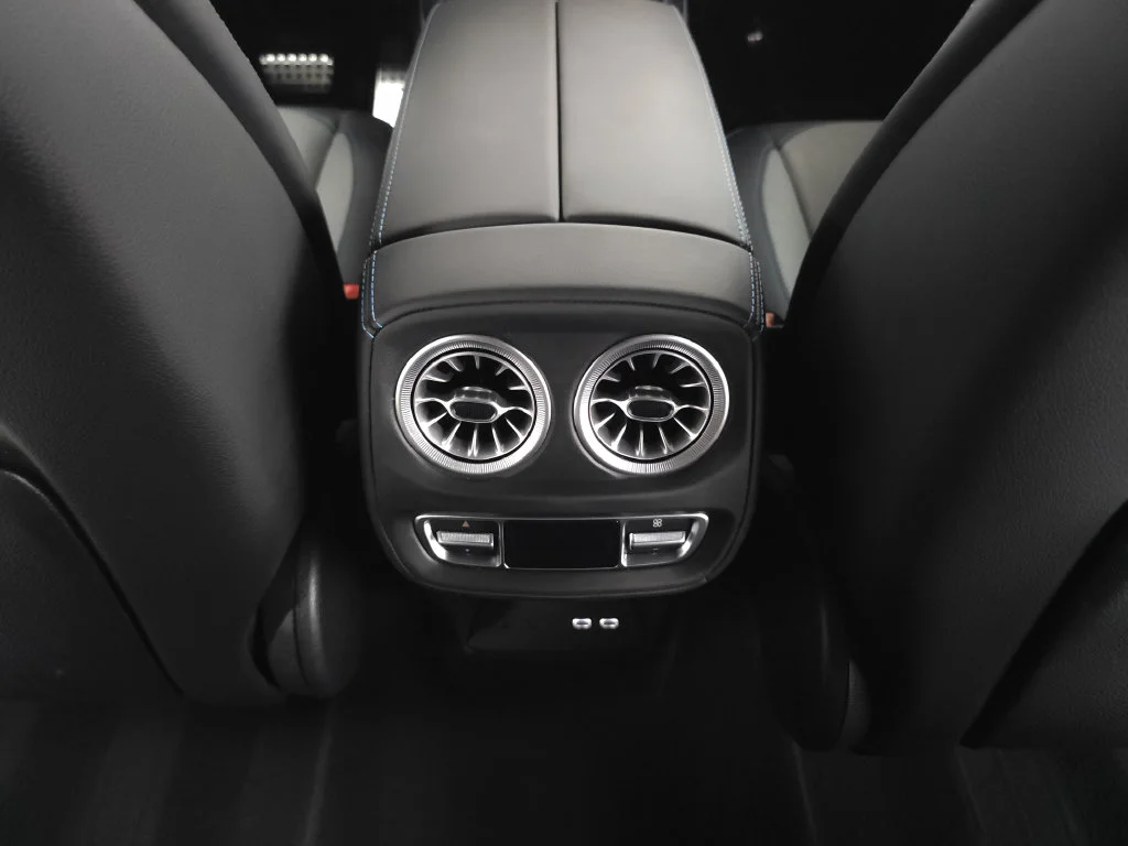 Used 2025 MANUFAKTUR South Sea Blue Magno Mercedes-Benz G 580 image 29