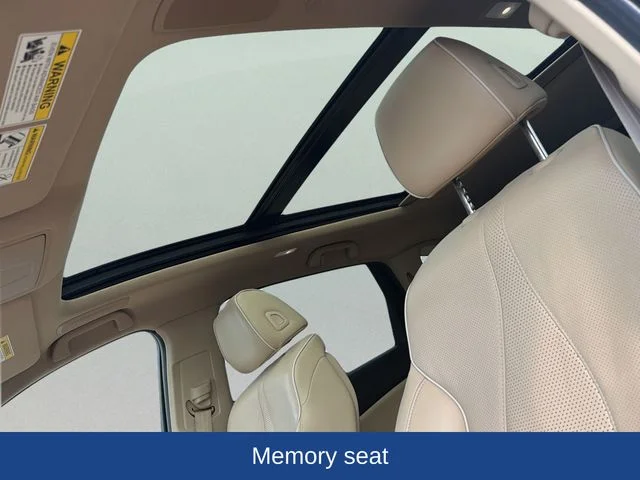 Used 2020  Acura Advance Package image 13