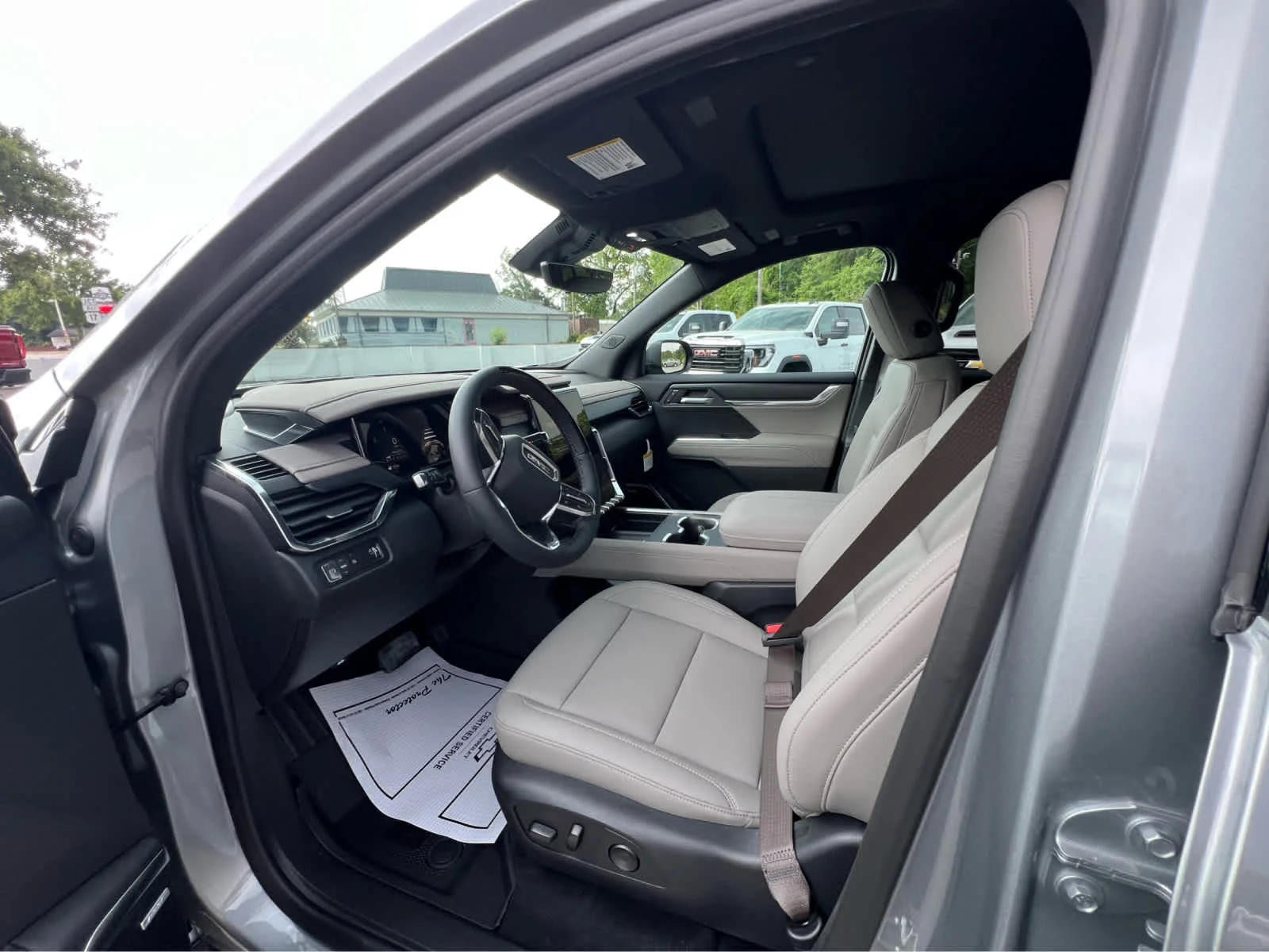 2026 GMC Acadia Elevation - Photo 6