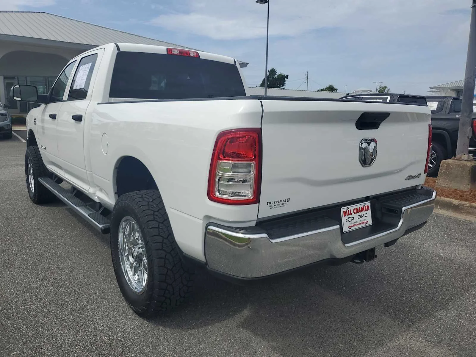 Used 2019  Ram Tradesman image 3