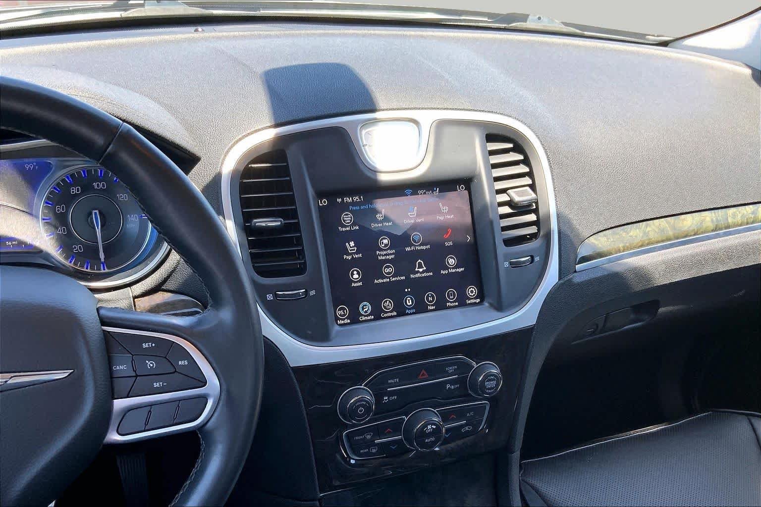 Pre-Owned 2022 Chrysler 300 Touring L