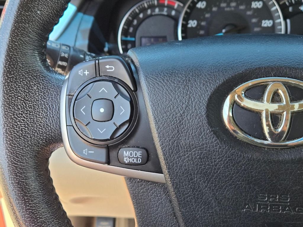 2012 Toyota Camry XLE - Photo 21