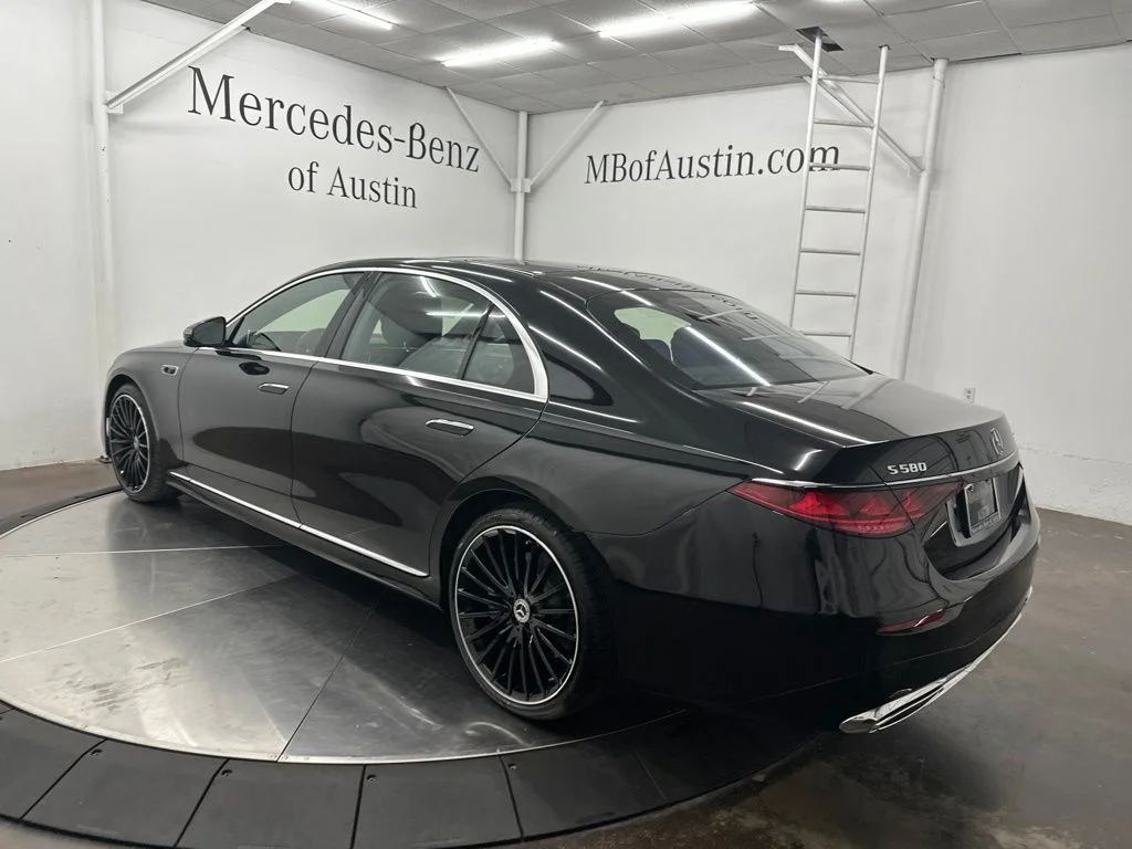 New 2027 Black Mercedes-Benz S 580 image 5