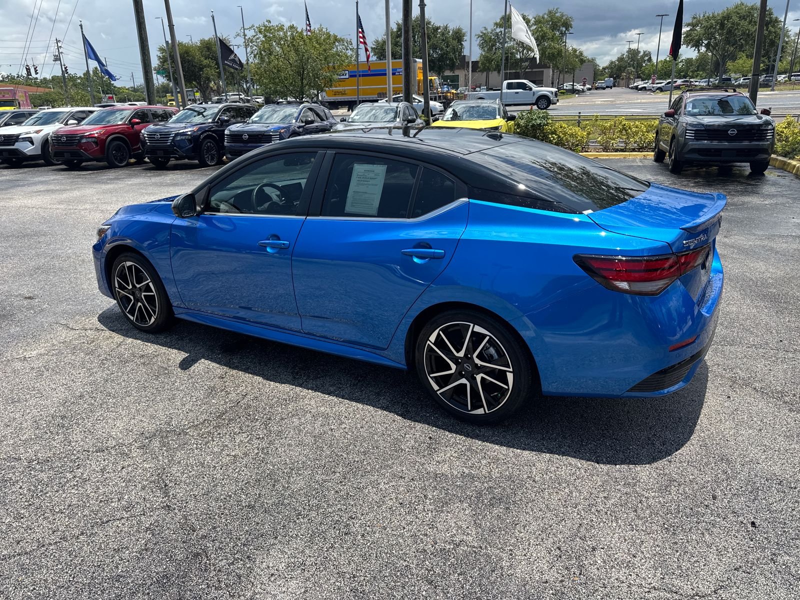 Used 2025 Electric Blue Metallic Nissan SR image 17
