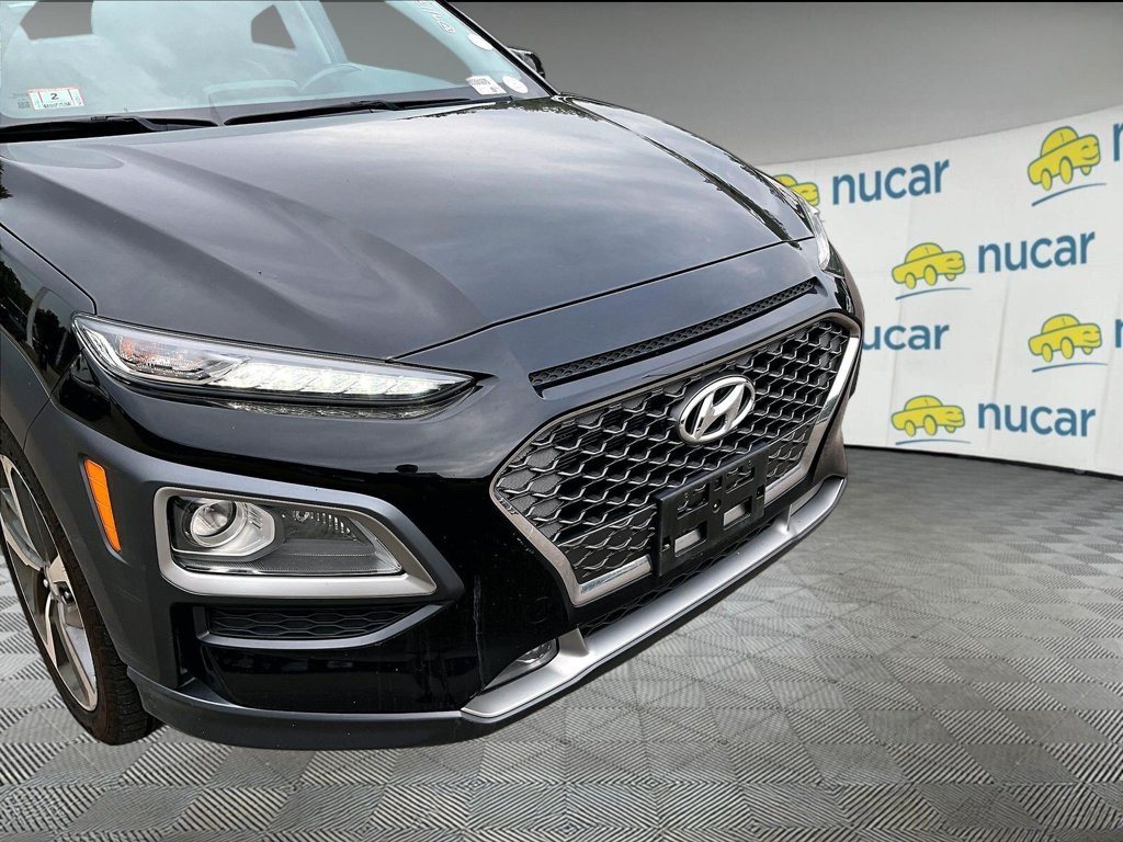 Used 2018 Black Hyundai Limited image 8
