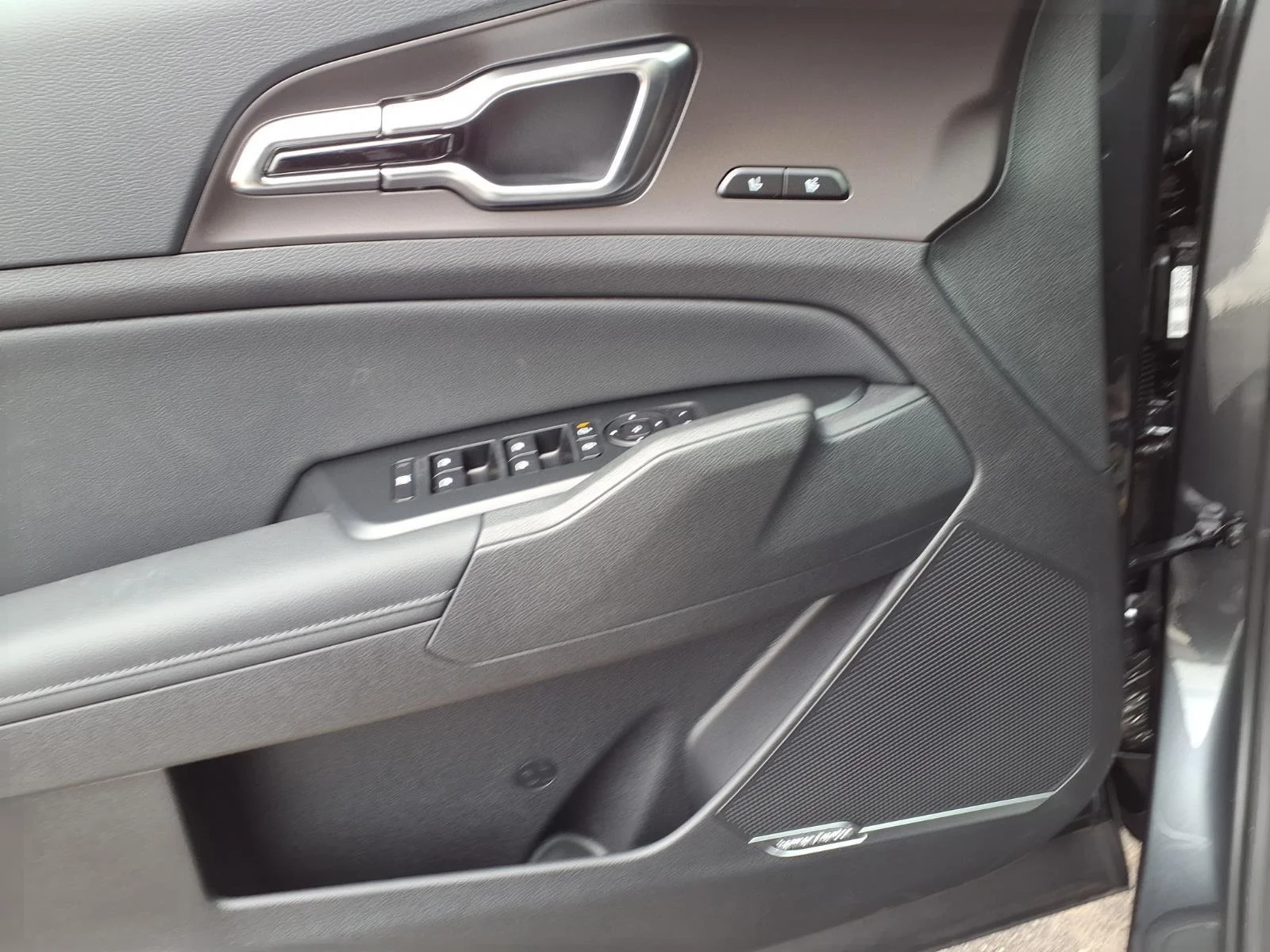 New 2027 Gravity Gray Kia SX Prestige image 12