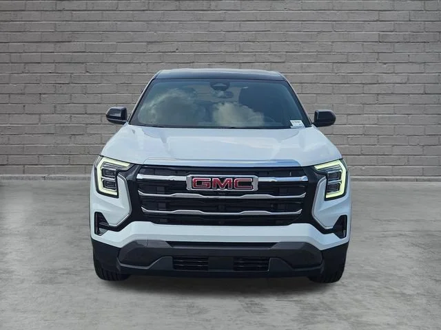 New 2027 Summit White GMC Elevation image 8