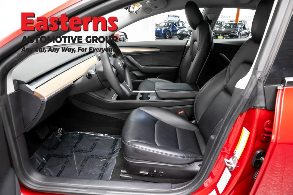 Used 2021 Red Tesla Long Range image 13