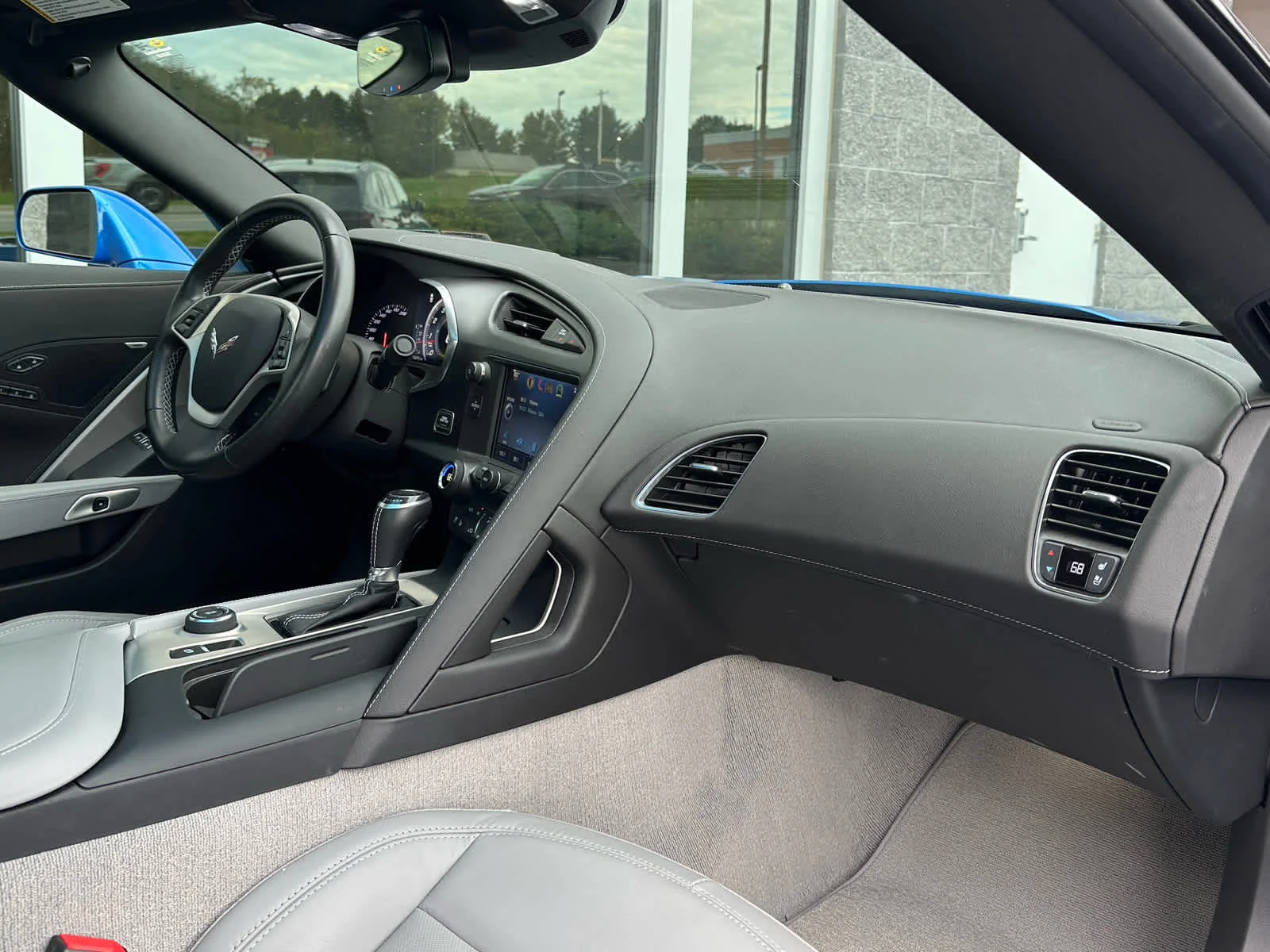 Used 2015 Laguna Blue Tintcoat Chevrolet 2LT image 8