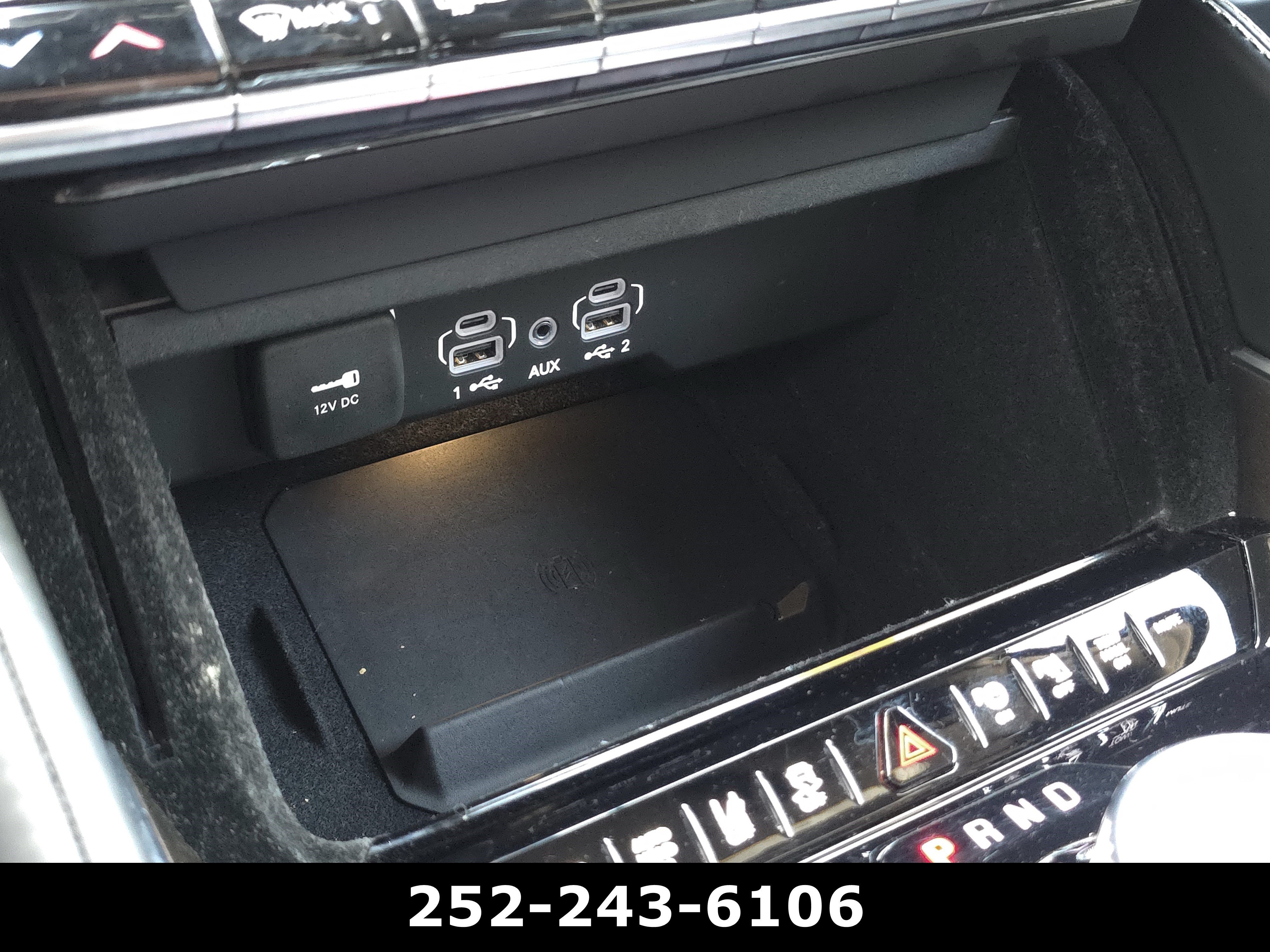 Used 2022 Diamond Black Crystal Pearlcoat Jeep Series II image 11