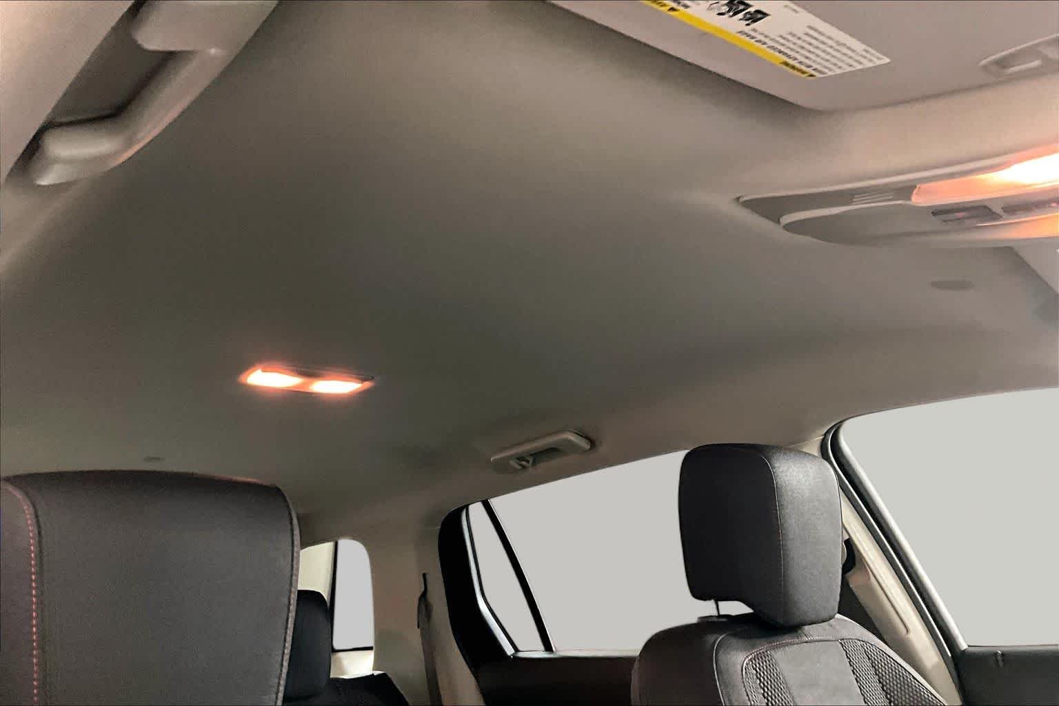 Used 2016 Quicksilver Metallic GMC SLE image 14