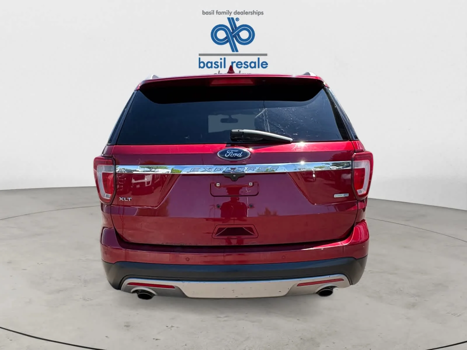 Used 2016 Ruby Red Metallic Tinted Clearcoat Ford XLT image 6