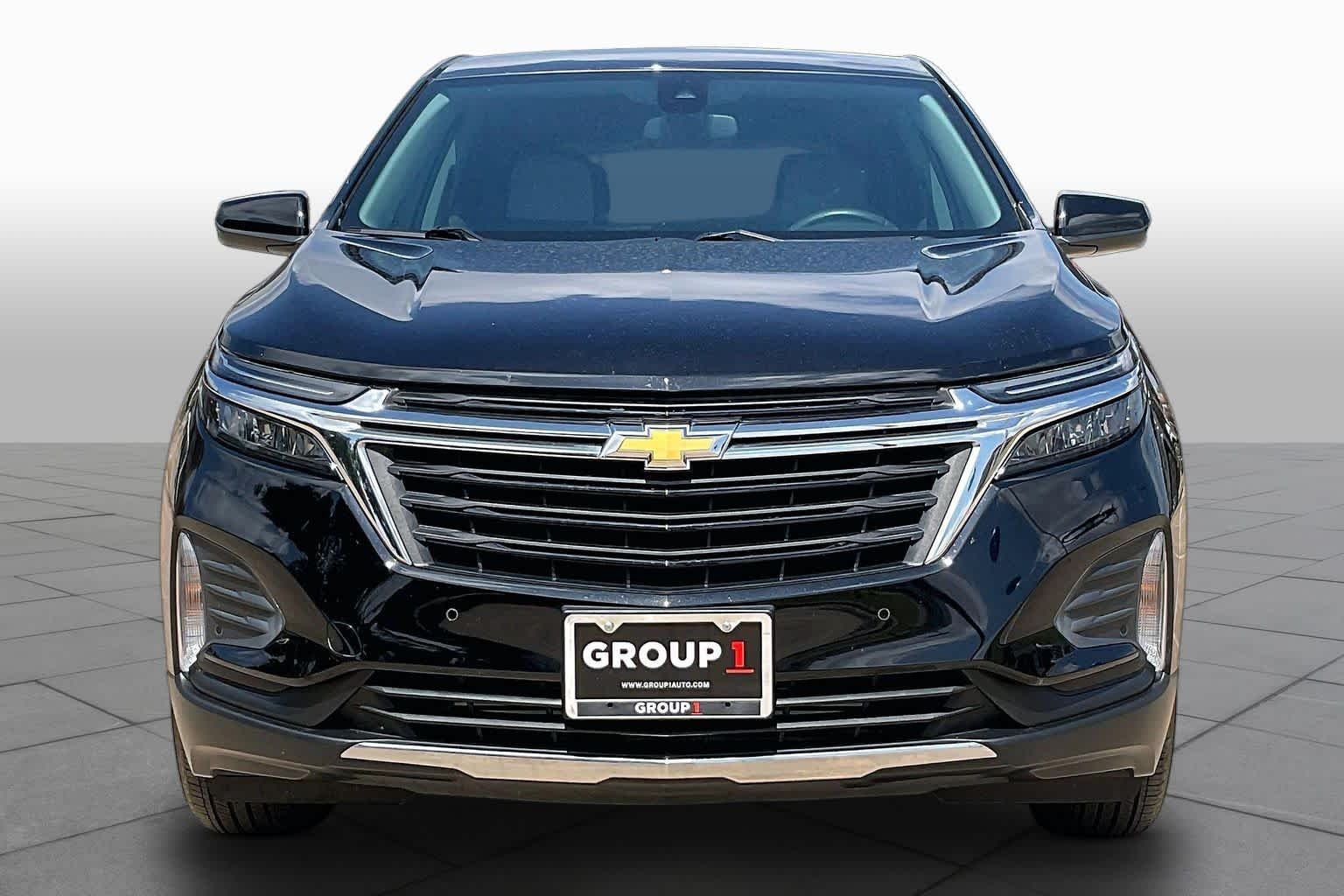 Used 2022 Mosaic Black Metallic Chevrolet LT image 4