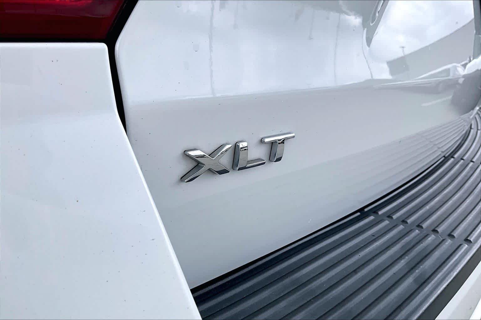 Used 2019 Oxford White Ford XLT image 10