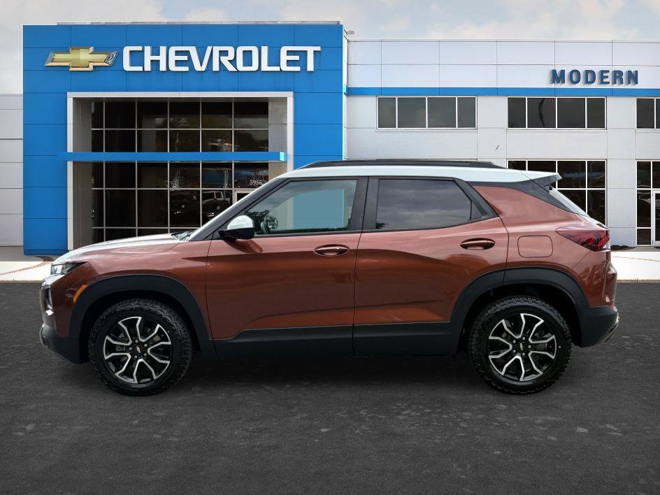 Used 2021 Dark Copper Metallic Chevrolet ACTIV image 2