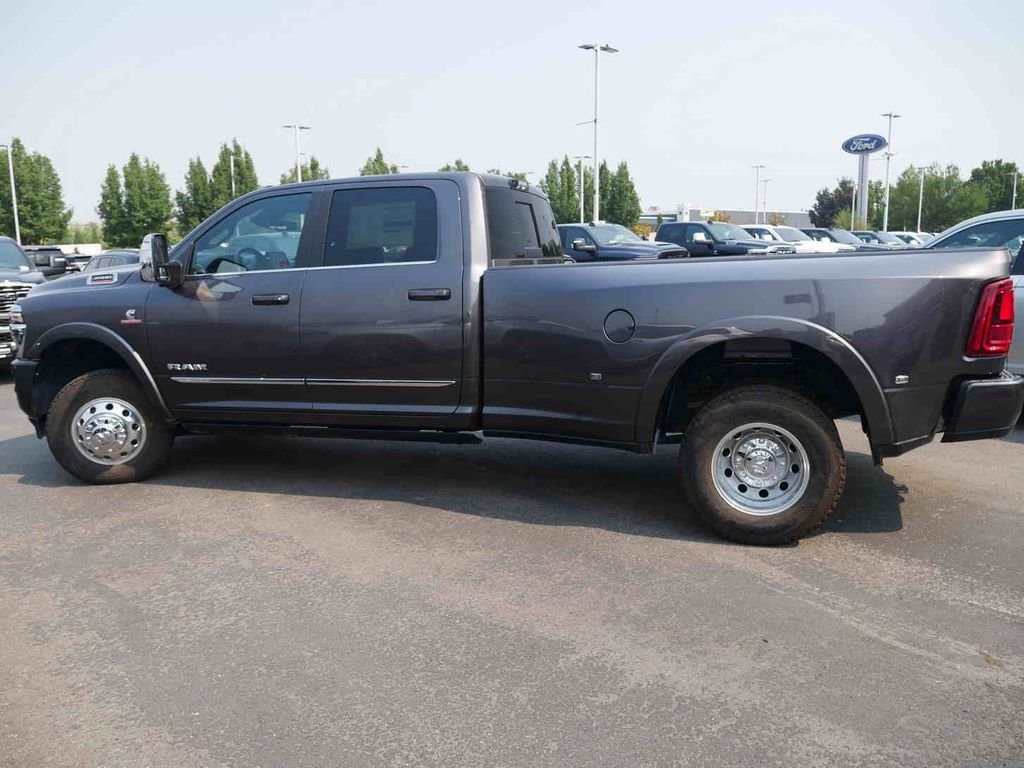 2026 RAM 3500 Limited - Photo 28