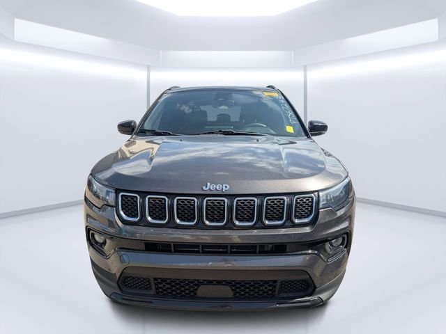 Used 2023 Gray Jeep Limited image 8