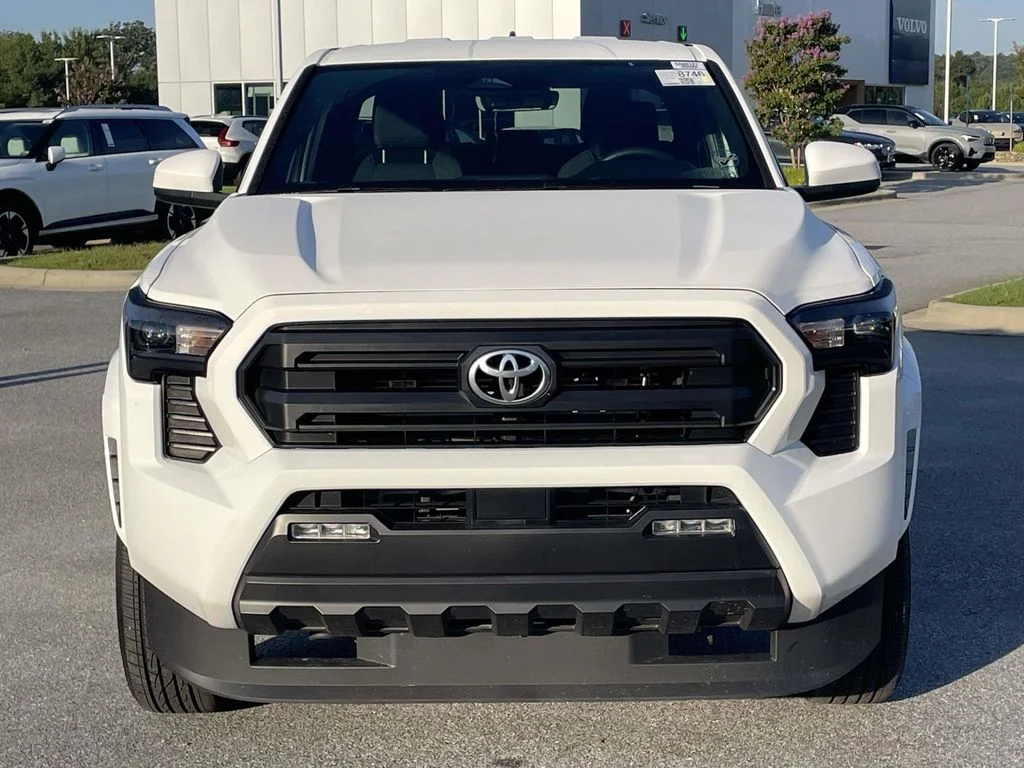2026 Toyota Tacoma SR5 - Photo 23